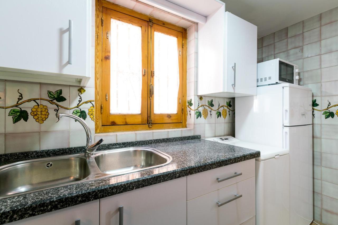 Holi-Rent Estrella Apartamento Sevilha Exterior foto